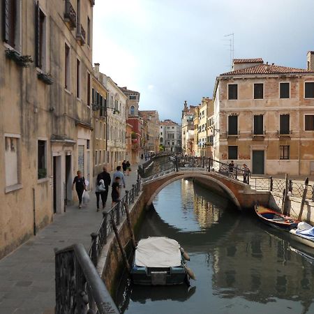 Ca Della Musica Venezia Santa Croce Apartment Bagian luar foto